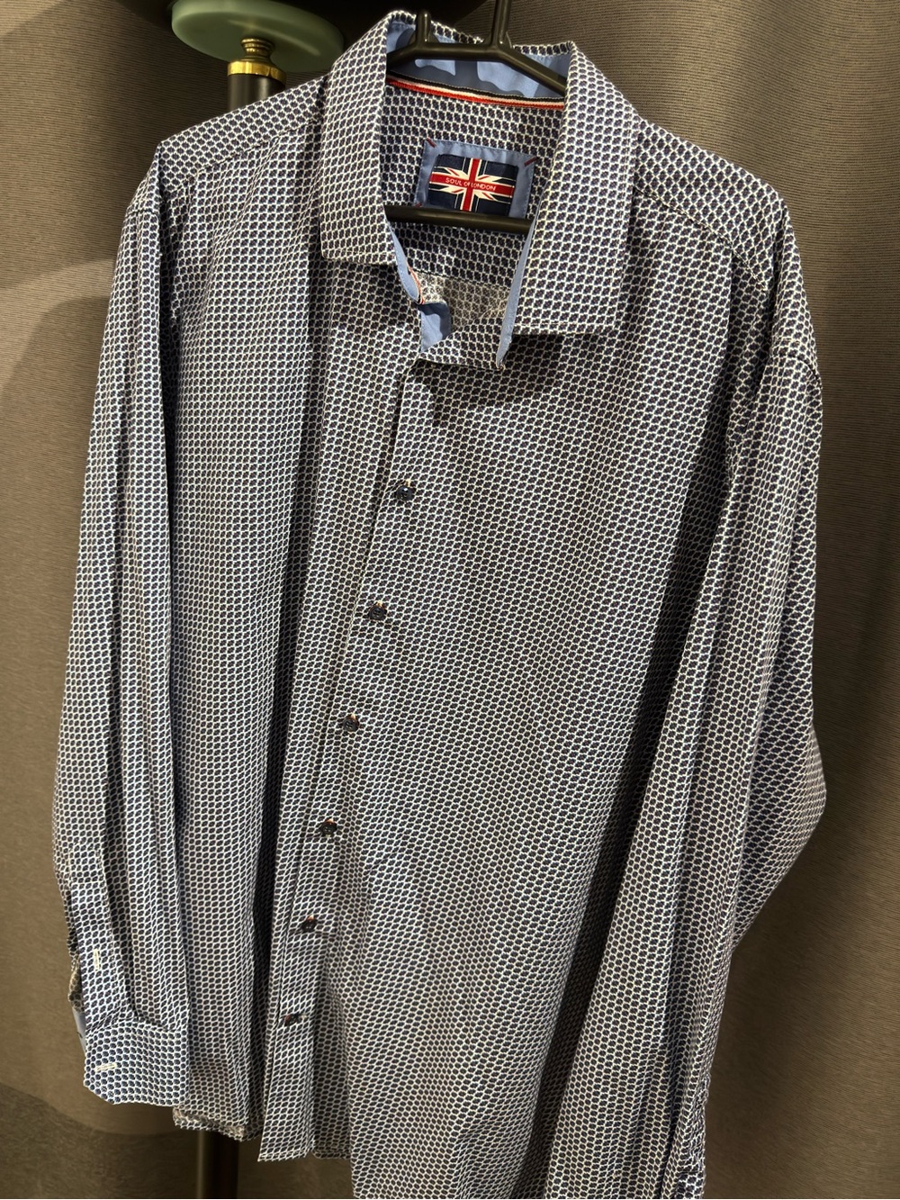 Men's Navy Micro-Pattern Long-Sleeve Dress Shirt